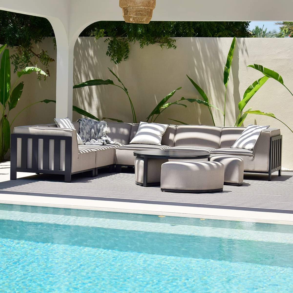 Maze - Outdoor Fabric Ibiza Medium Corner Sofa Set