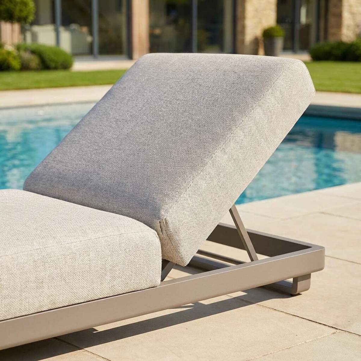 Maze - Outdoor Fabric Ibiza Sunlounger