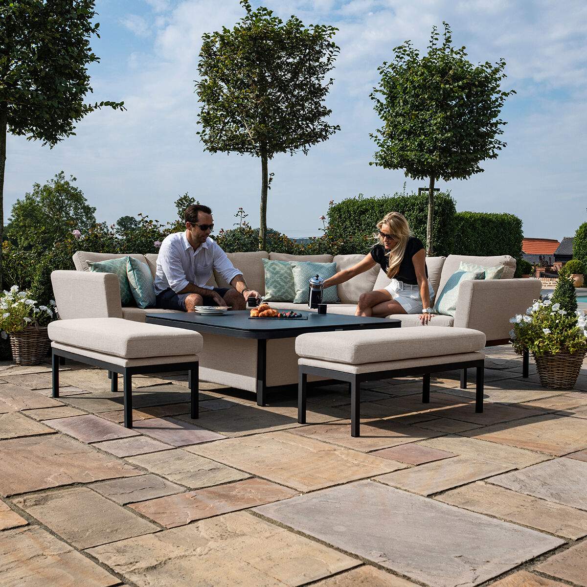 Maze - Outdoor Fabric Pulse Deluxe Square Corner Dining Set