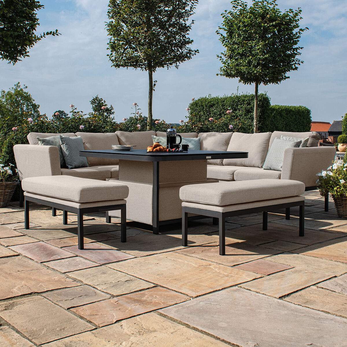 Maze - Outdoor Fabric Pulse Deluxe Square Corner Dining Set