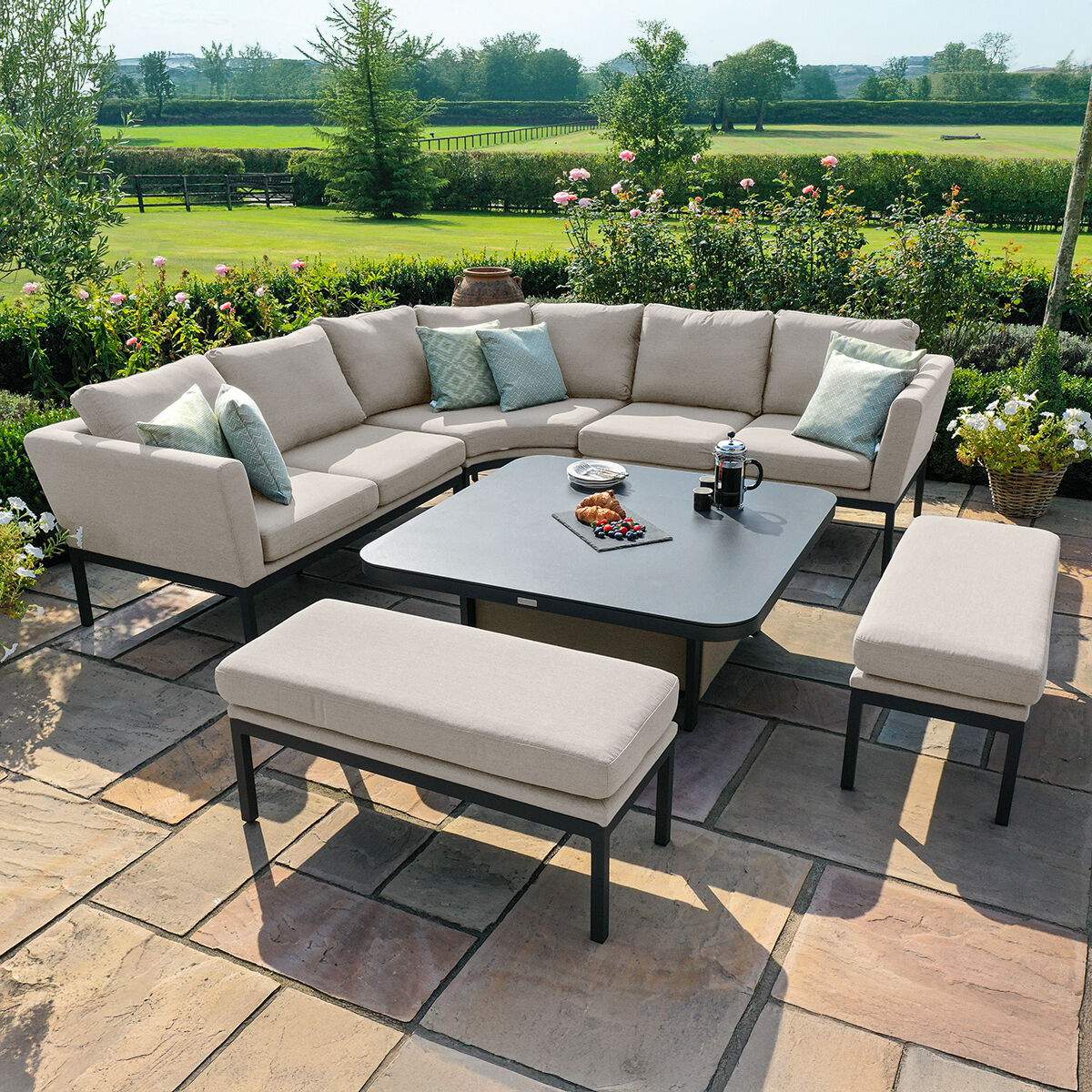 Maze - Outdoor Fabric Pulse Deluxe Square Corner Dining Set