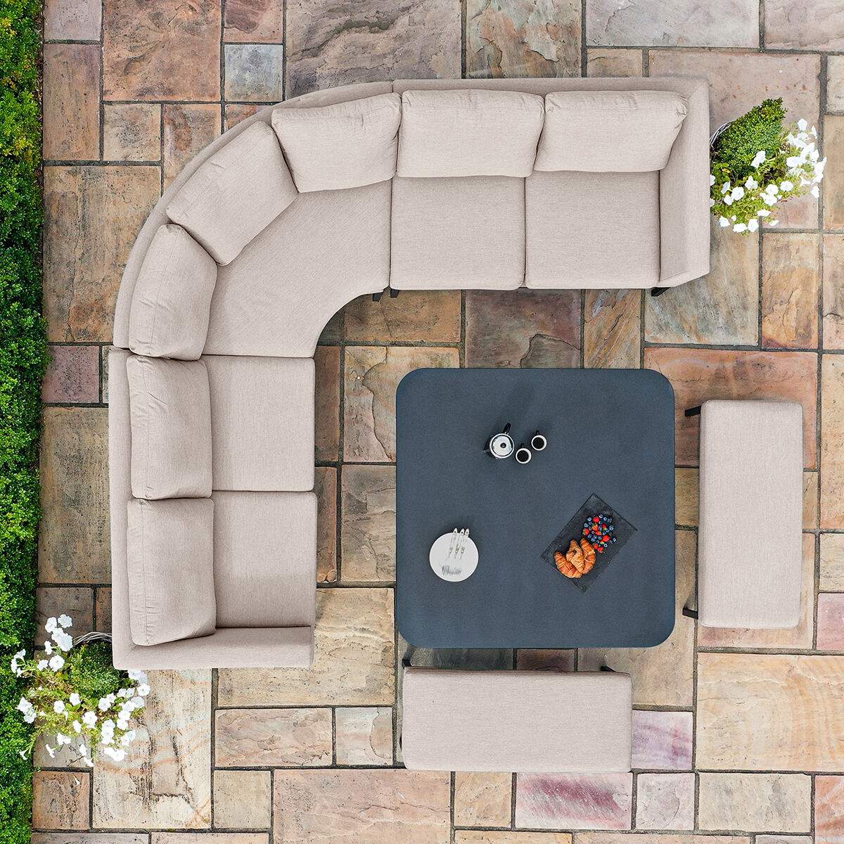 Maze - Outdoor Fabric Pulse Deluxe Square Corner Dining Set