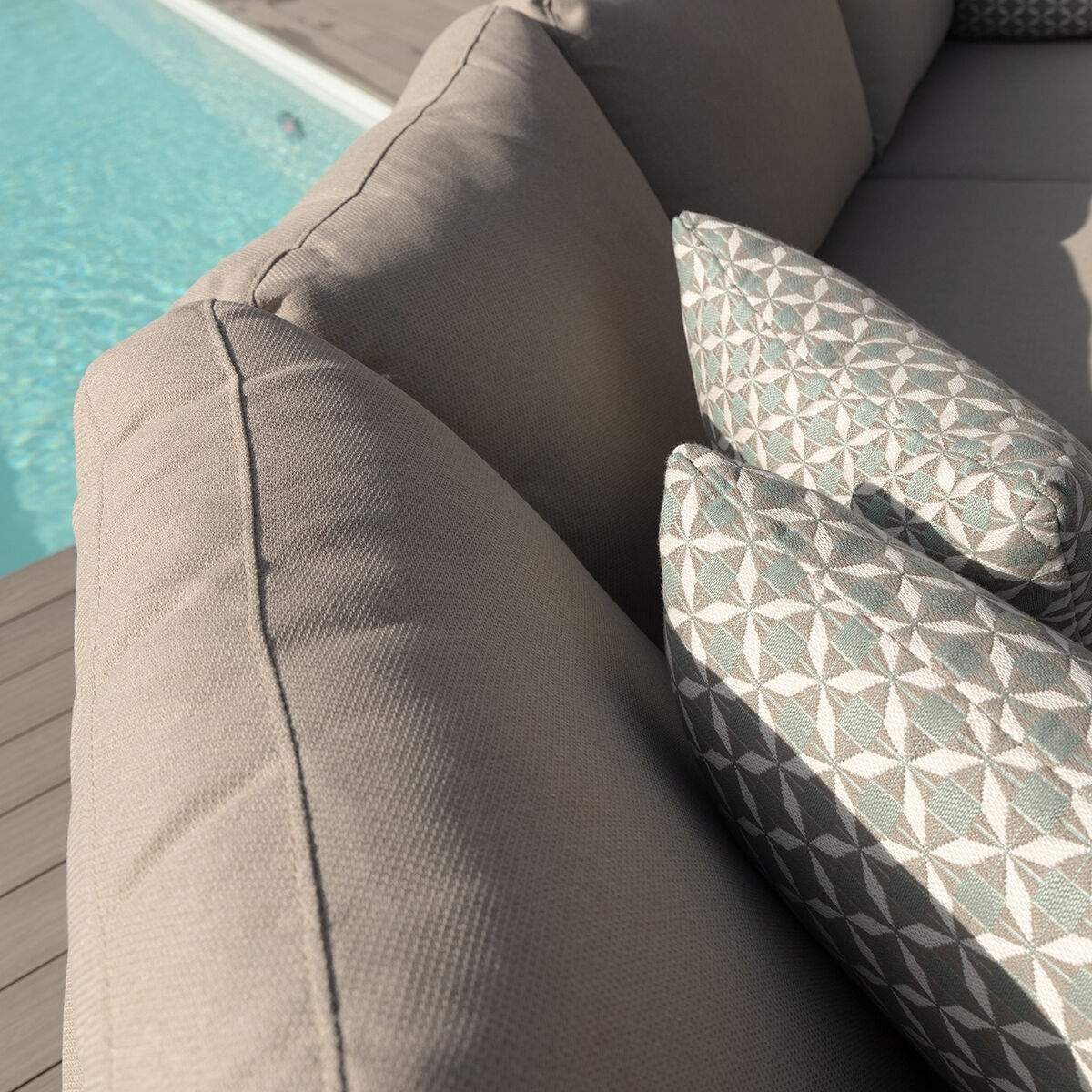Maze - Outdoor Fabric Pulse U Shape Corner Dining Set