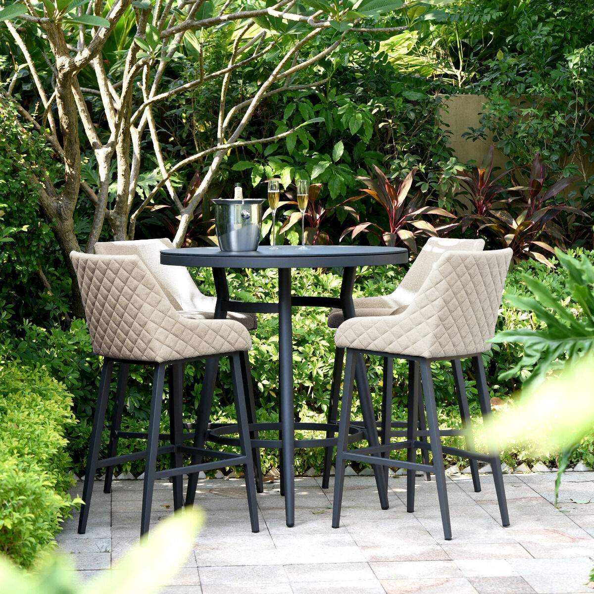 Maze - Outdoor Fabric Regal 4 Seat Round Bar Set