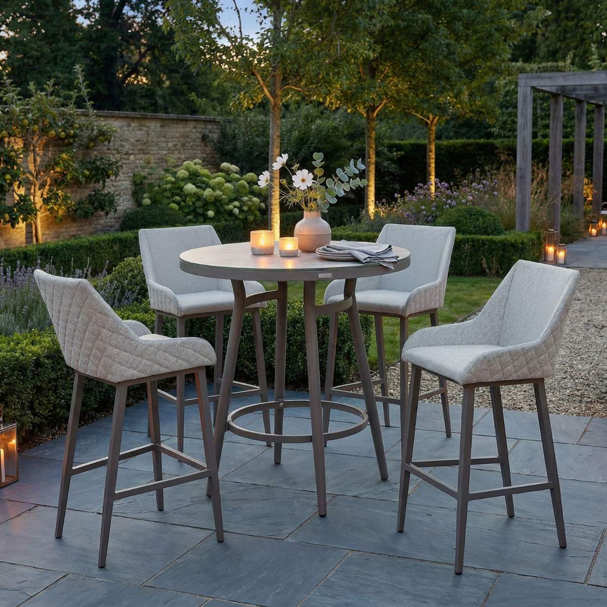 Maze - Outdoor Fabric Regal 4 Seat Round Bar Set