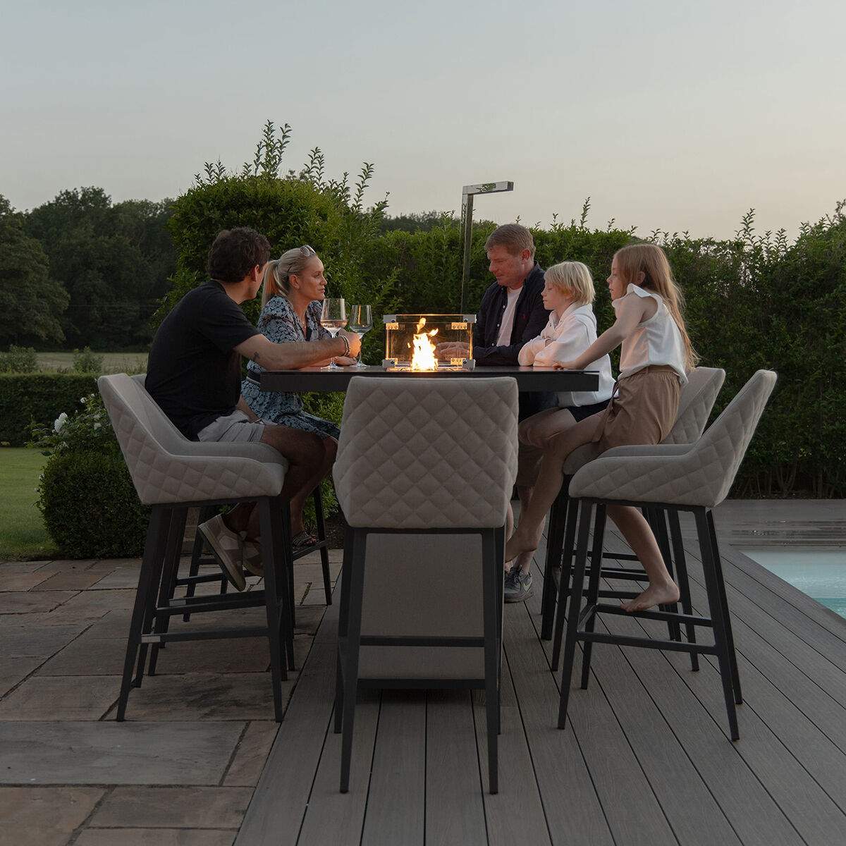 Maze - Outdoor Fabric Regal 8 Seat Rectangular Bar Set
