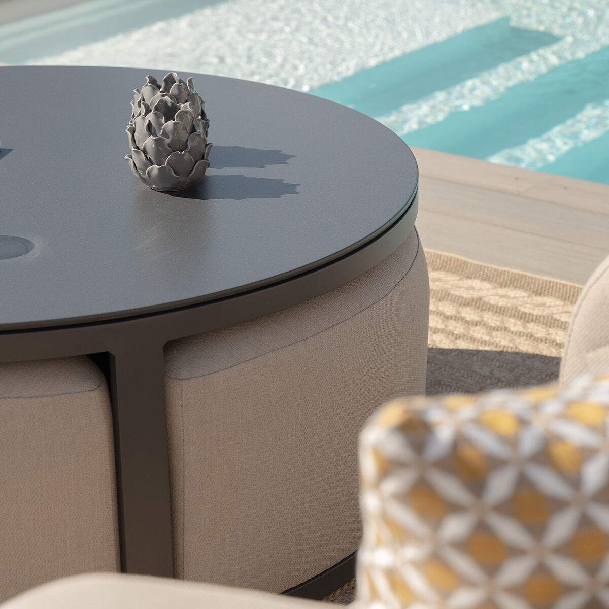 Maze - Outdoor Fabric Round Coffee Table