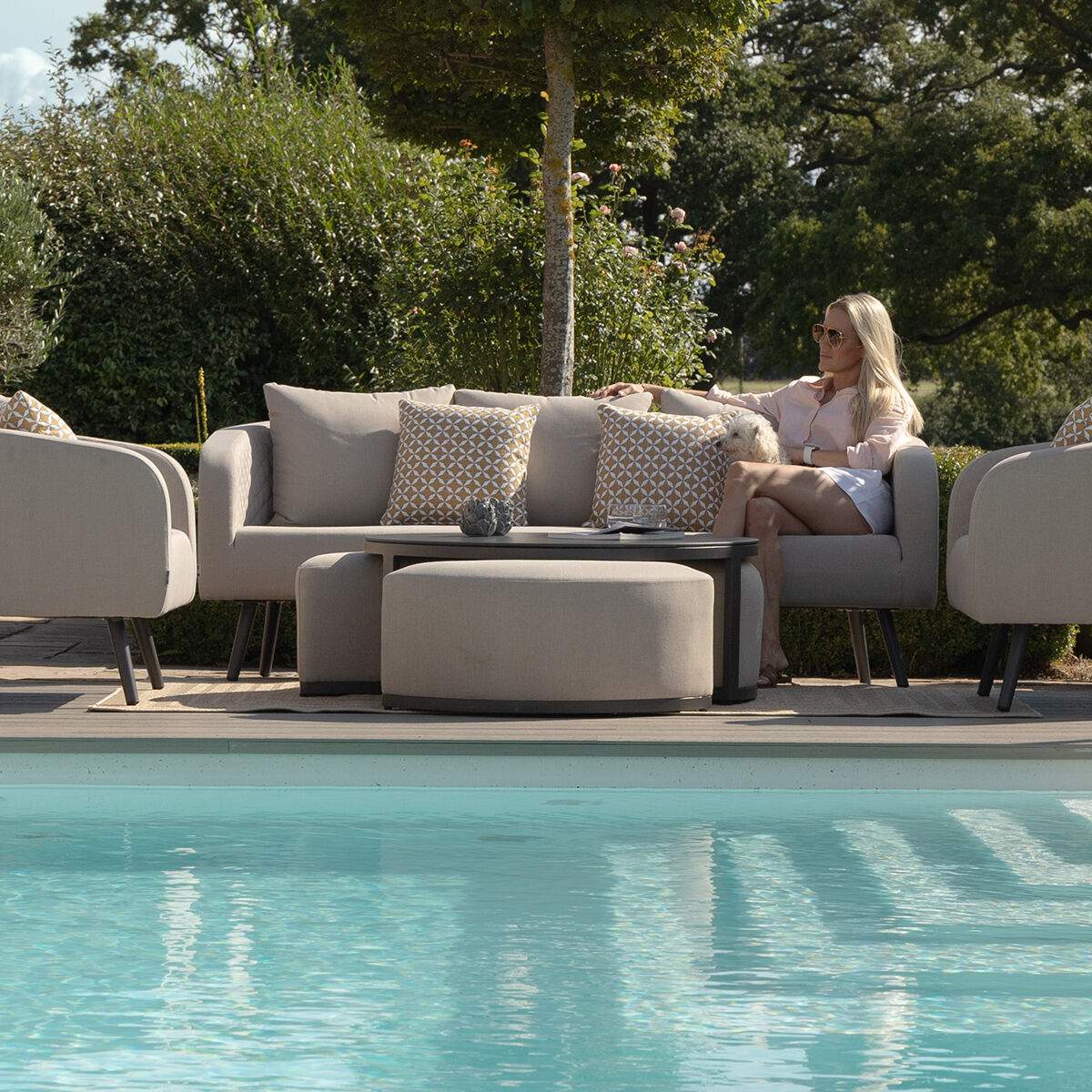 Maze - Outdoor Fabric Round Coffee Table