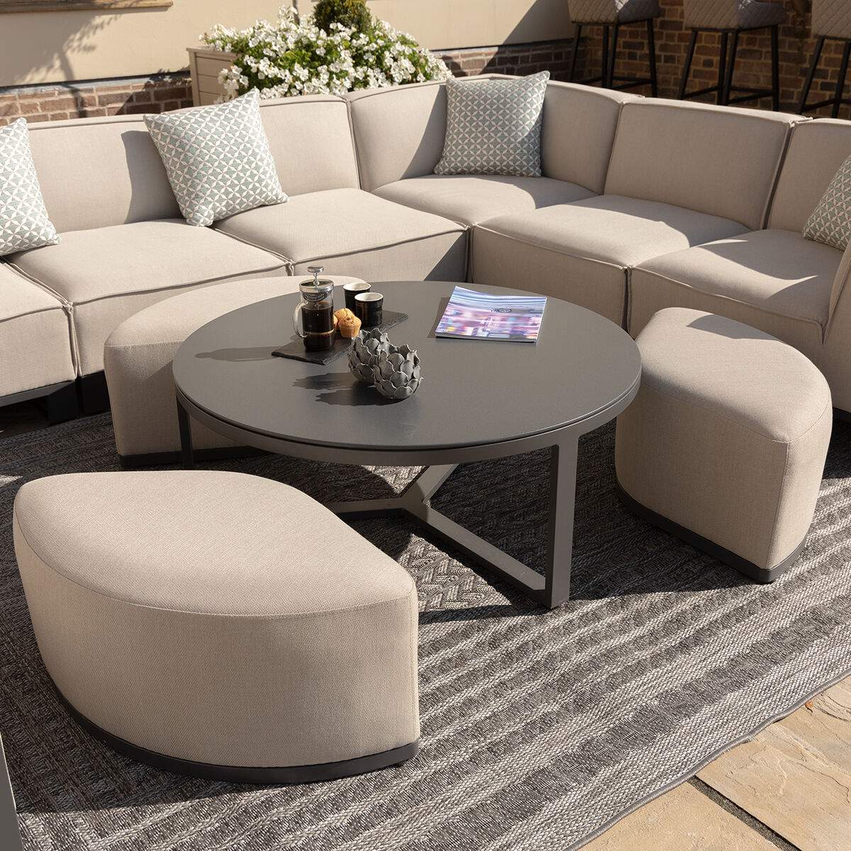 Maze - Outdoor Fabric Round Coffee Table