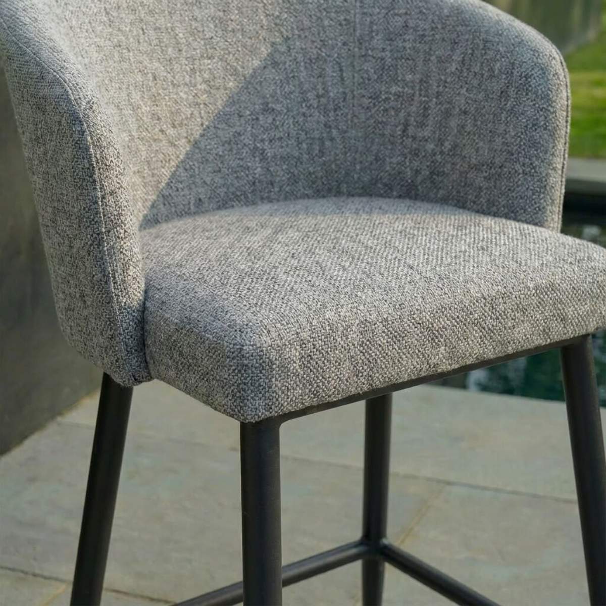 Maze - Outdoor Fabric Zen 4 Seat Low Round Bar Set