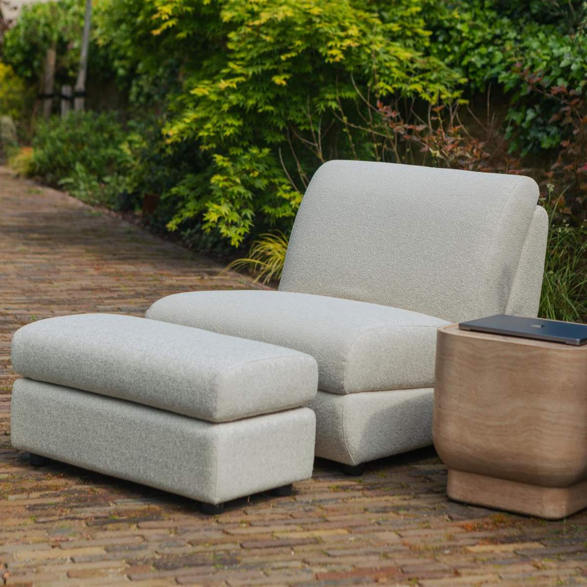 Zuiver Outdoor Footstool/Pouf Mississippi
