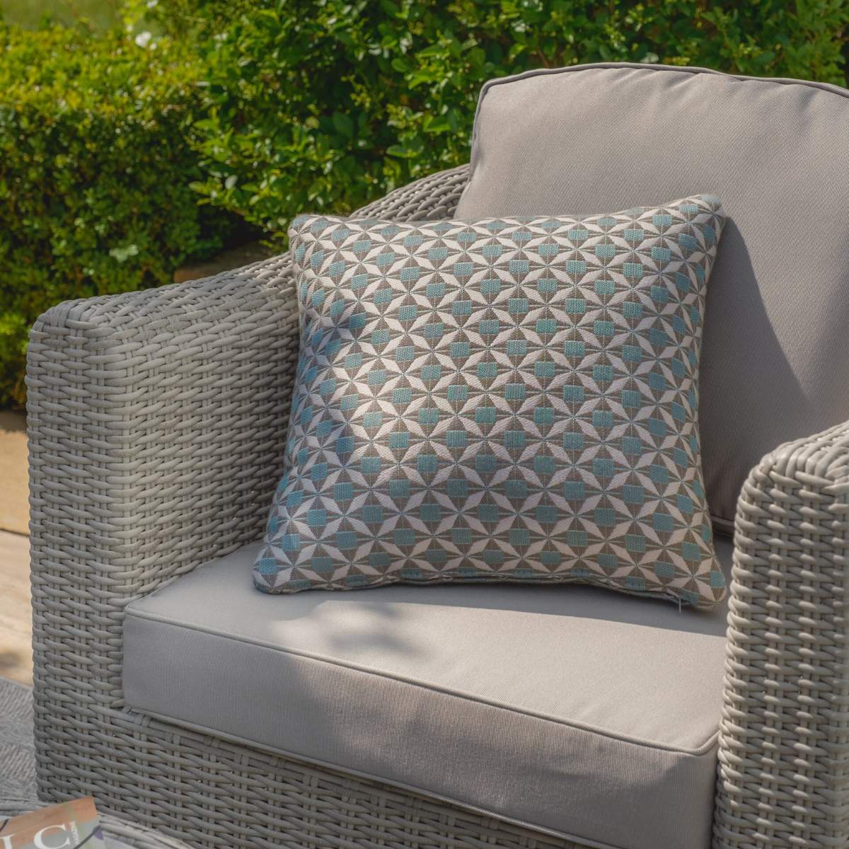 Maze Oxford 3 Seat Rattan Sofa Set - Ceramic Glass