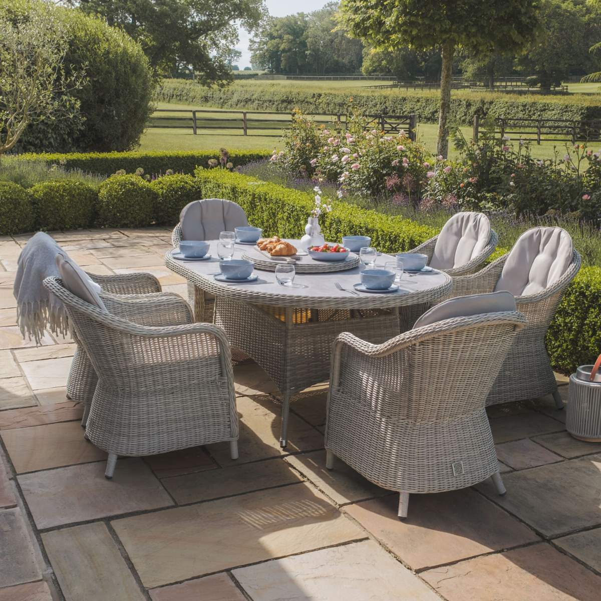 Maze Oxford 6 Seat Oval Dining Set
