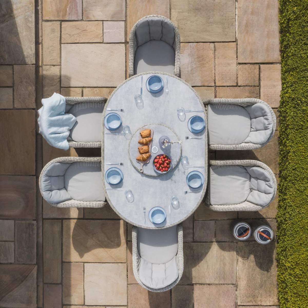Maze Oxford 6 Seat Oval Dining Set
