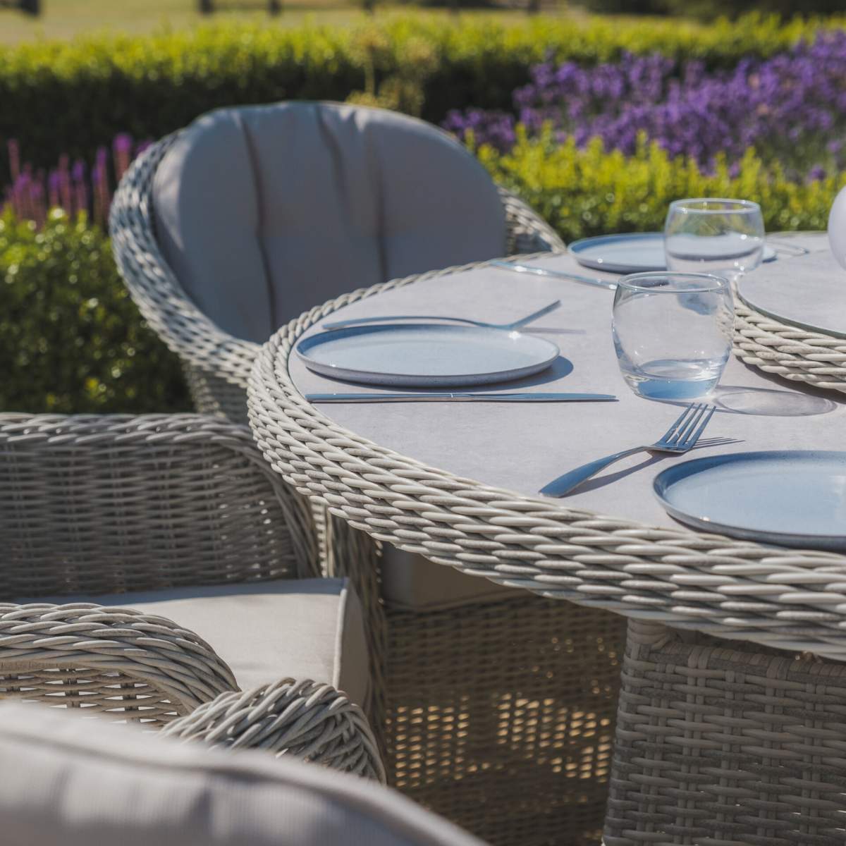 Maze Oxford 6 Seat Round Dining Set