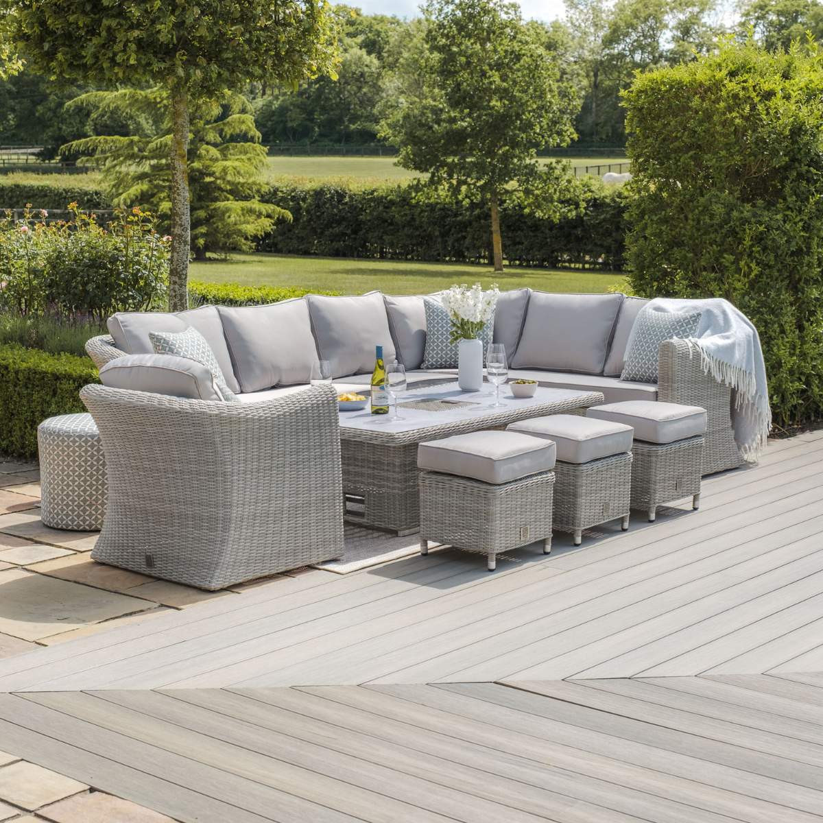 Maze Oxford Deluxe Large Rattan Corner Dining Set