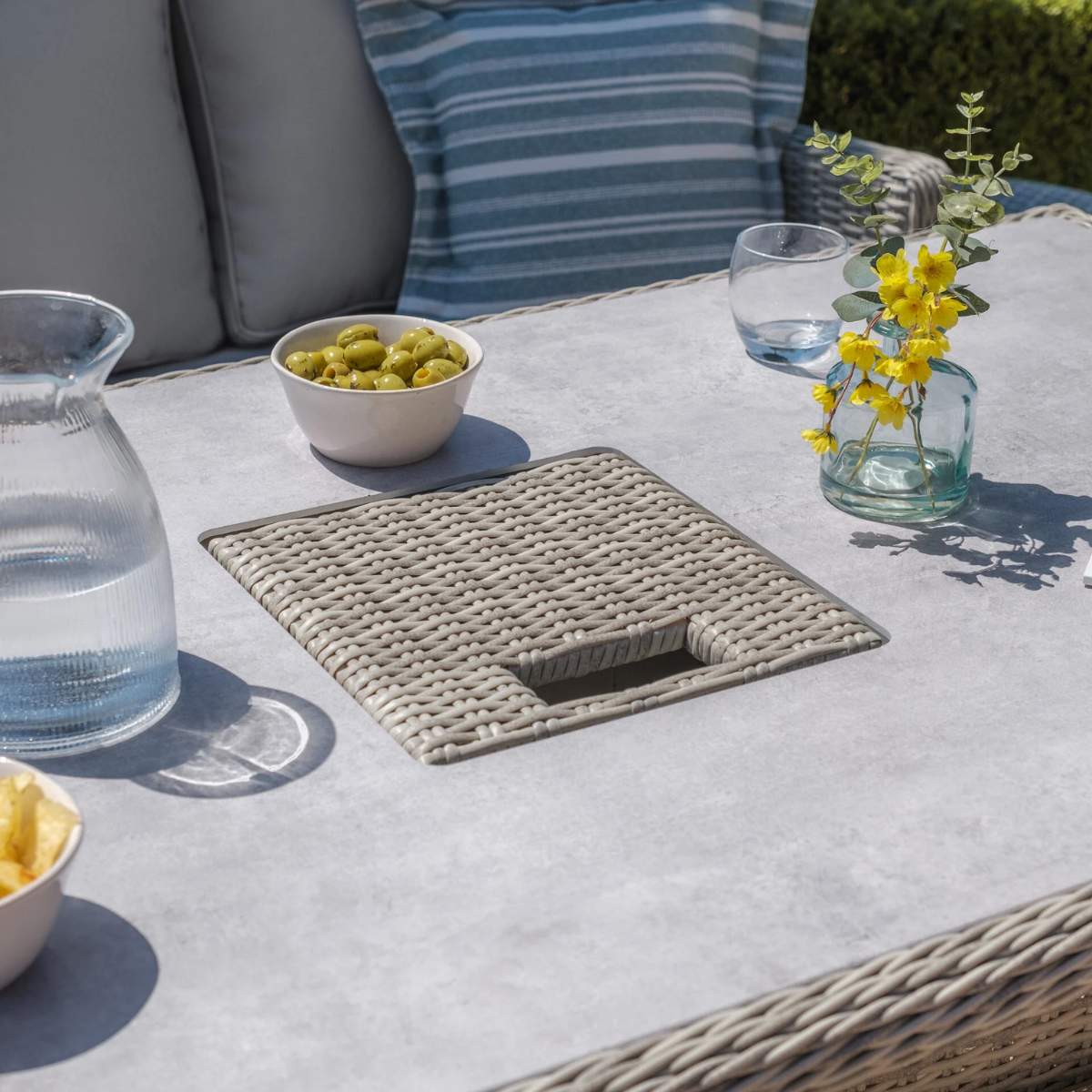 Maze Oxford Rattan Corner Dining Set