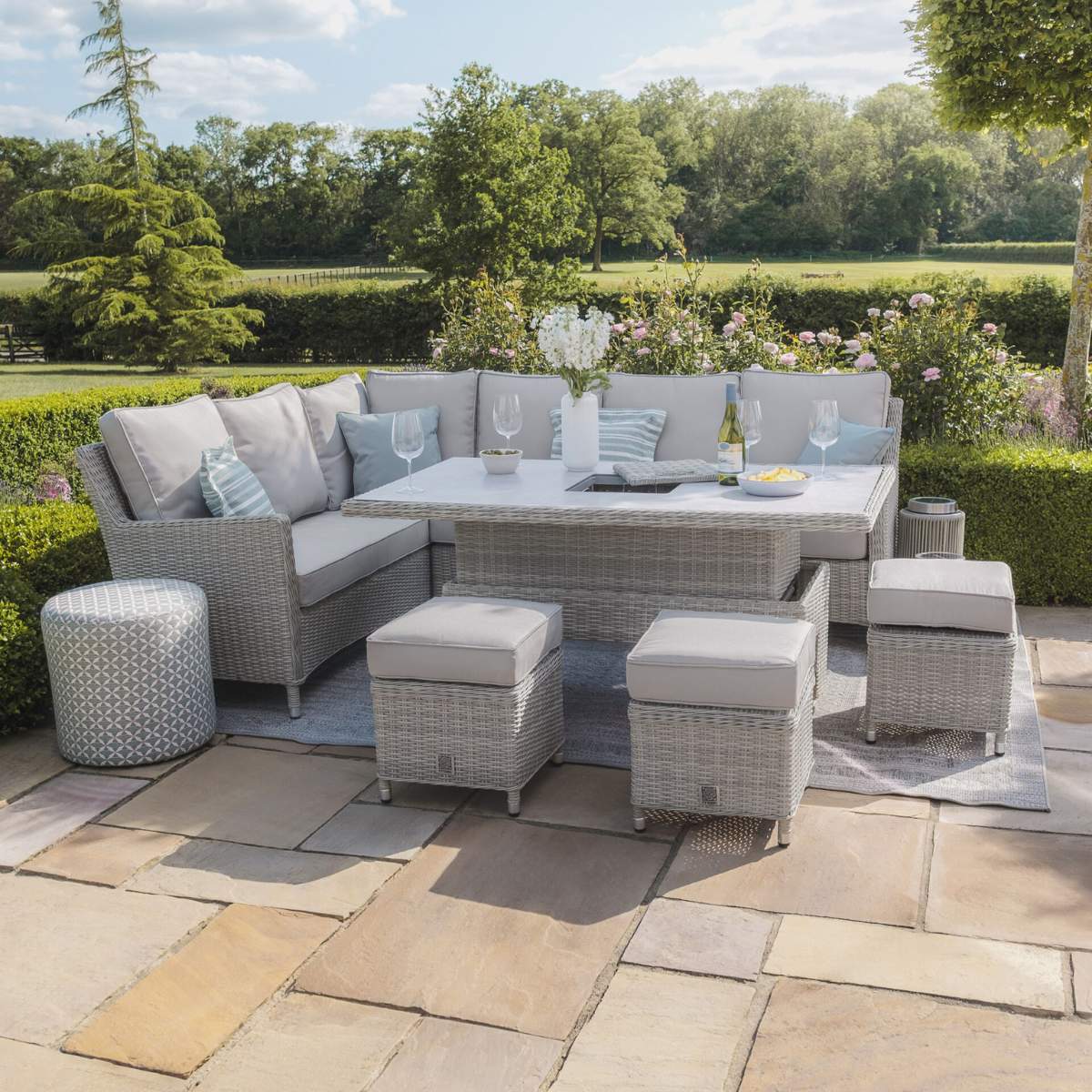 Maze Oxford Rattan Corner Dining Set