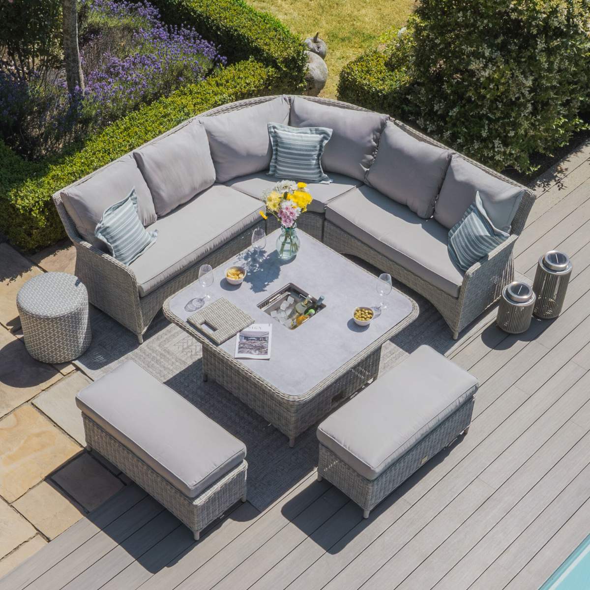 Maze Oxford Royal Rattan Corner Dining Sofa Set