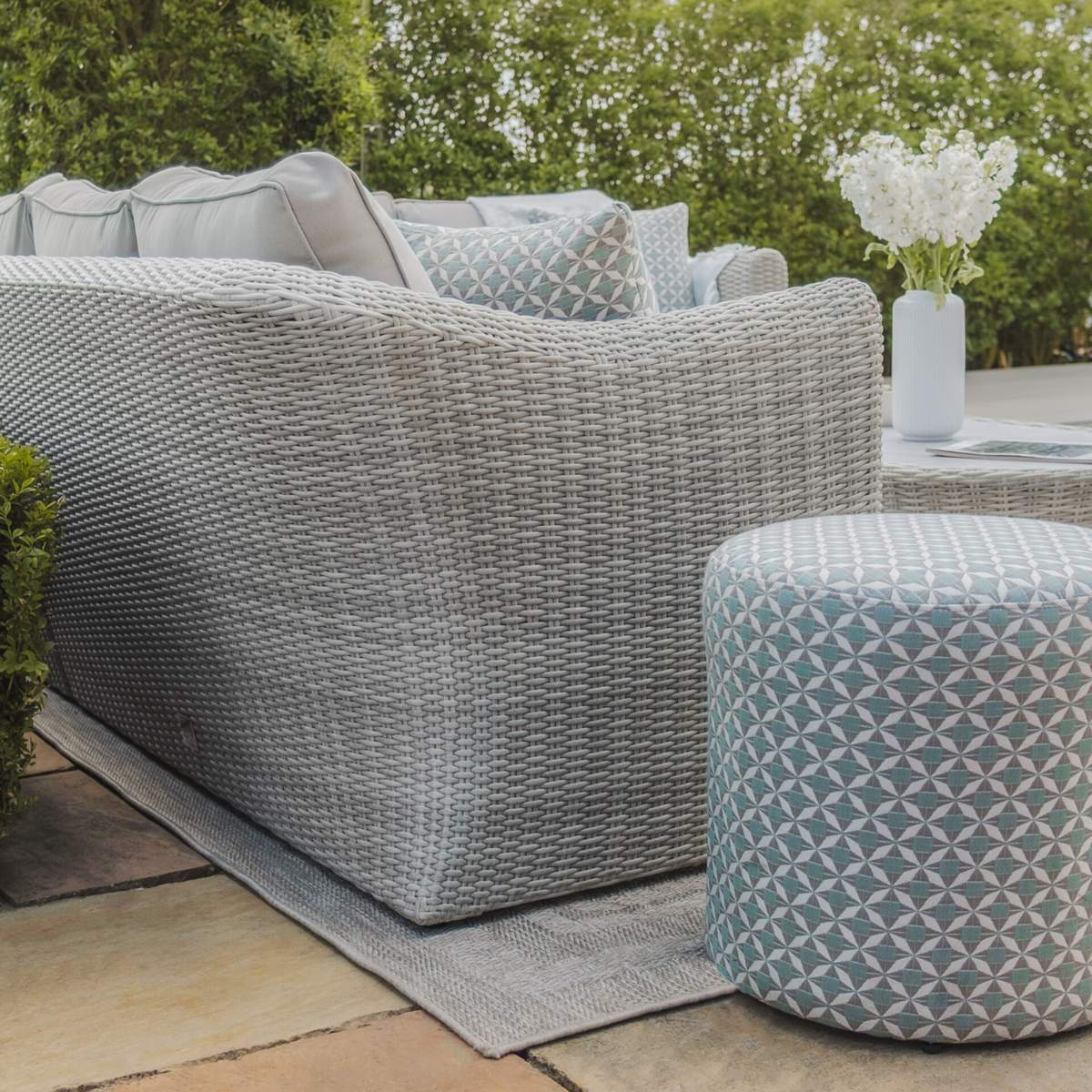 Maze Oxford Small Rattan Corner Sofa Set - Ceramic Glass