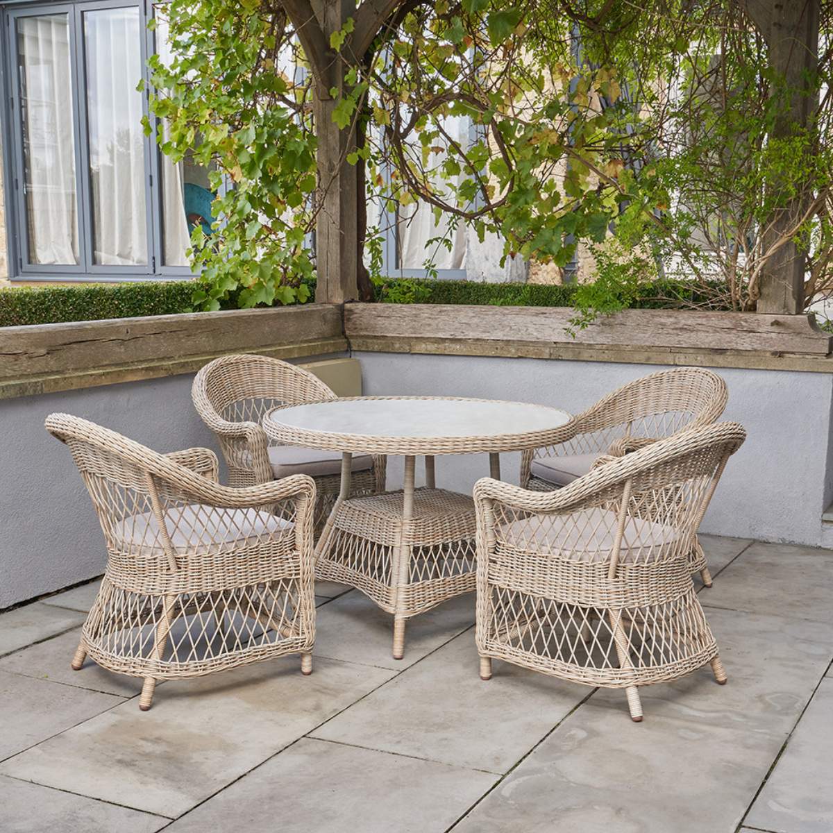 Pacific Lifestyle Pattaya Outdoor 4 Seater Dining Set