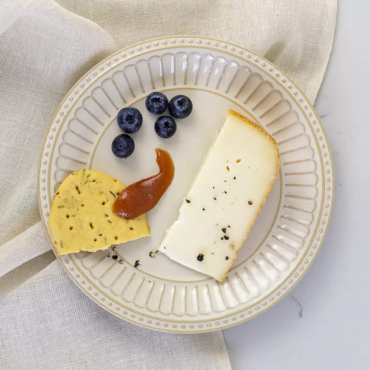 Grand Illusions Pembroke Stoneware Side Plate Cream