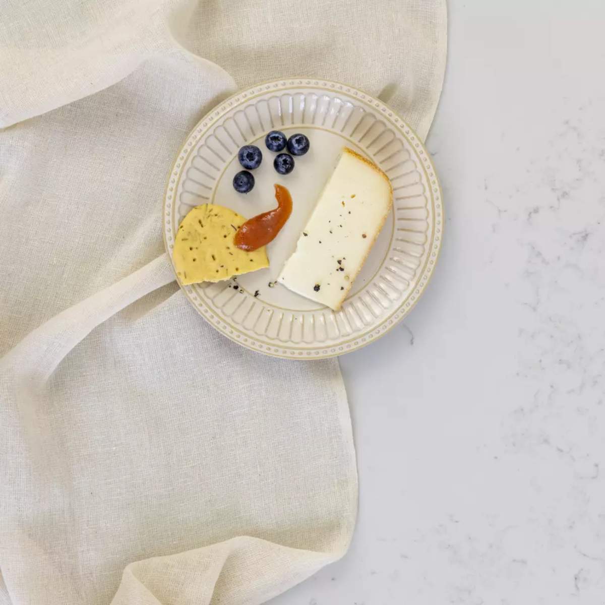 Grand Illusions Pembroke Stoneware Side Plate Cream