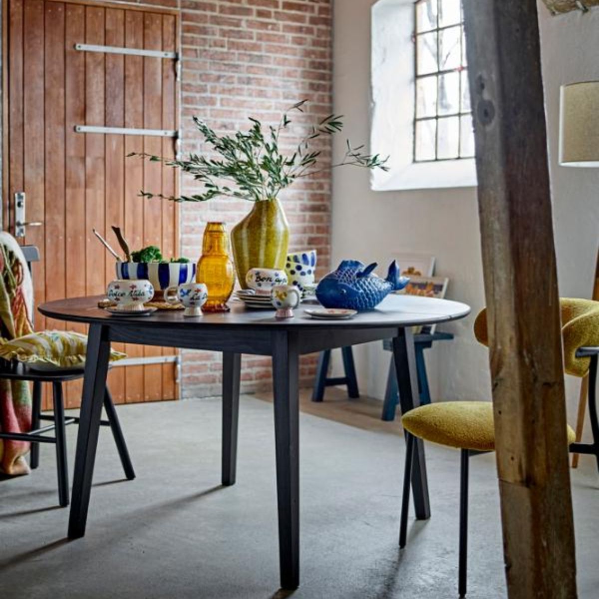 Bloomingville Peron Oak Round Dining Table - Black