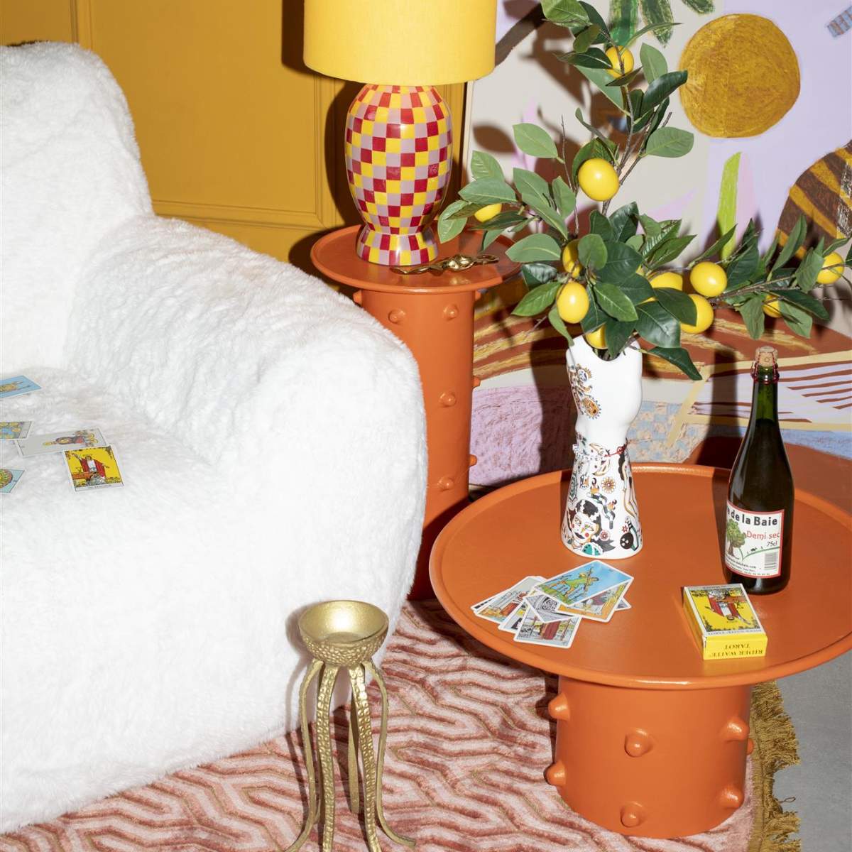 Bold Monkey Pinch Me Table