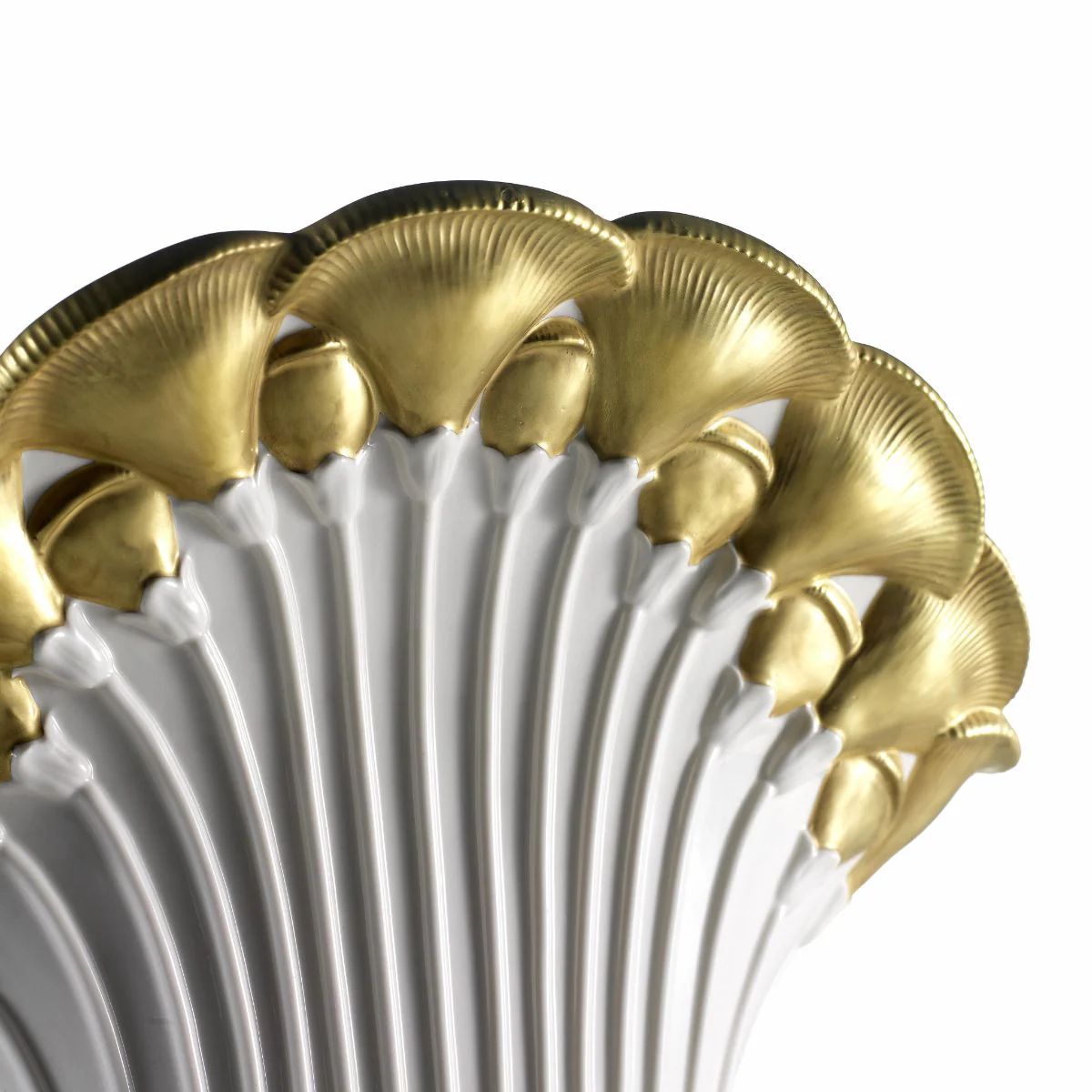 Villari Poppy Vase - White & Gold