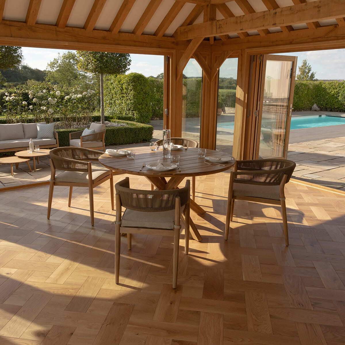 Maze - Porto Rope Weave 4 Seat Round Dining Set