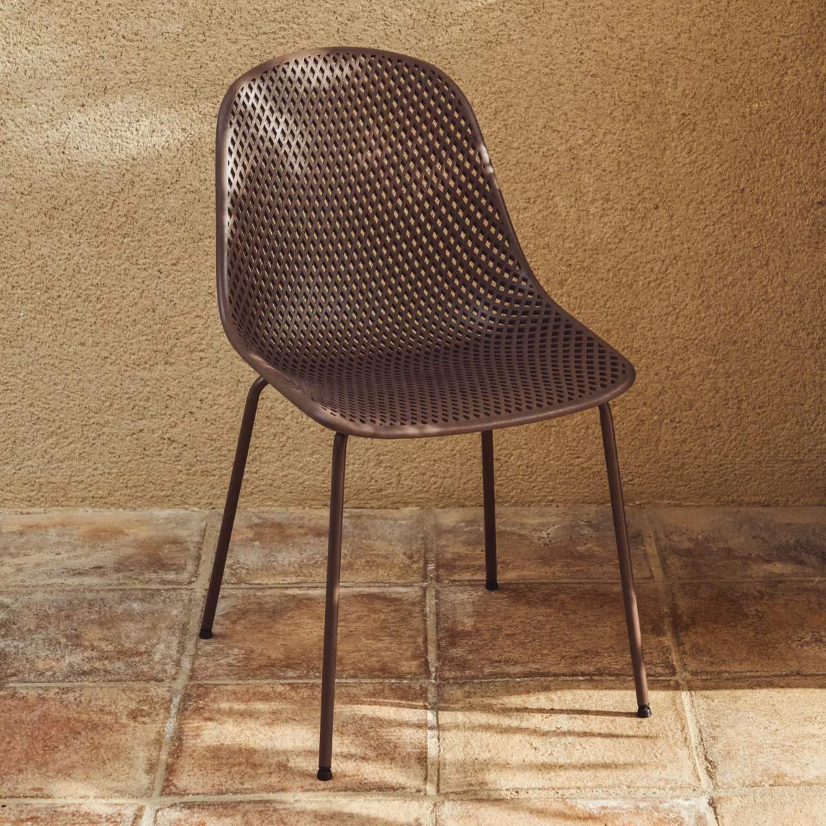 Kave Home Quinby brown outdoor chair