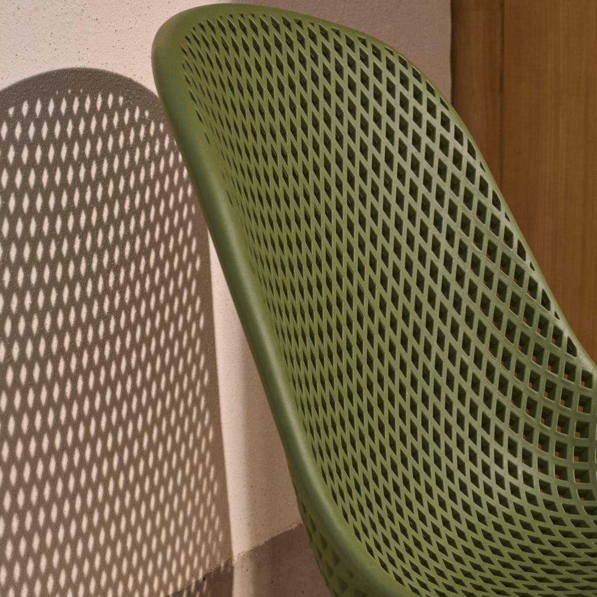 Kave Home Quinby brown outdoor chair