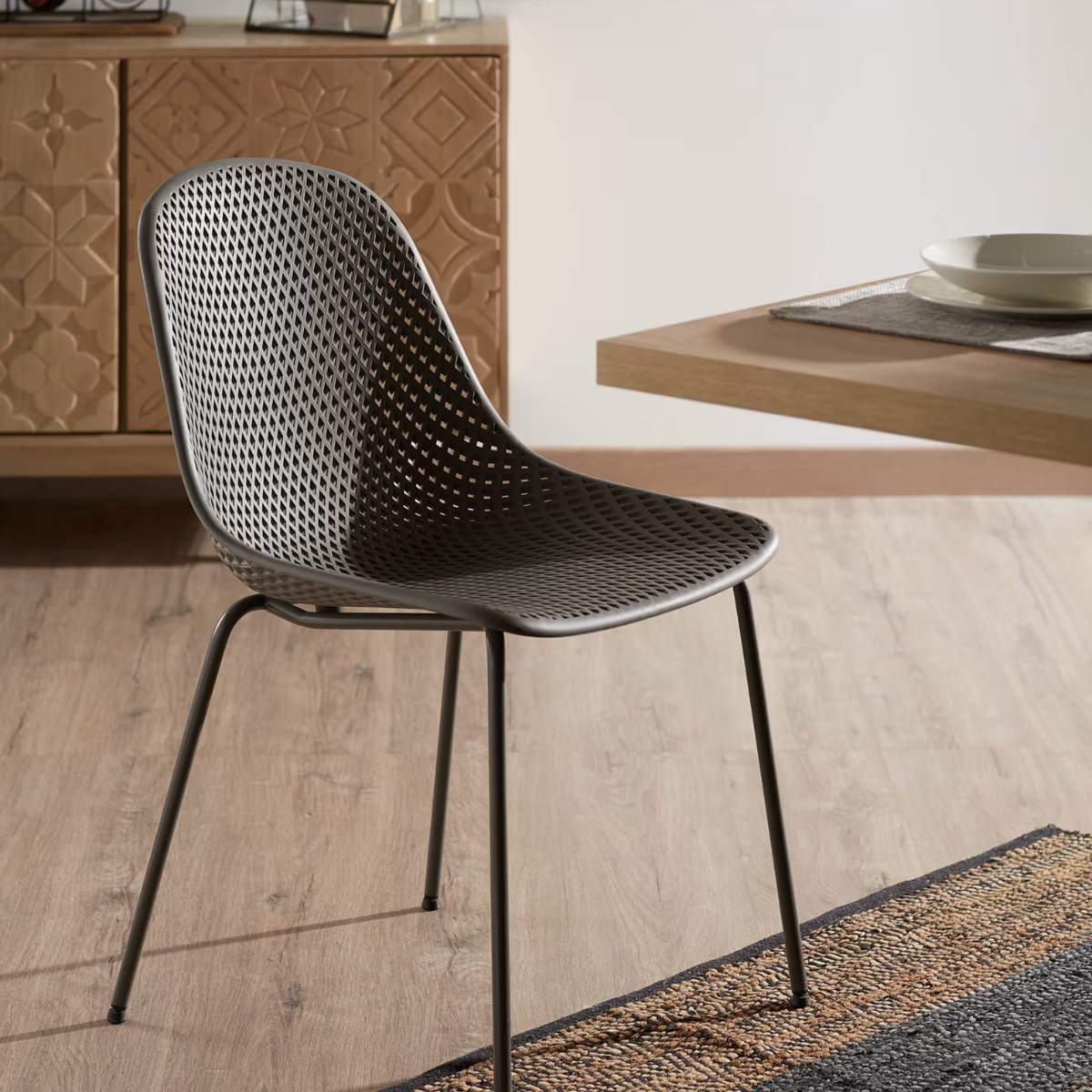 Kave Home Quinby brown outdoor chair