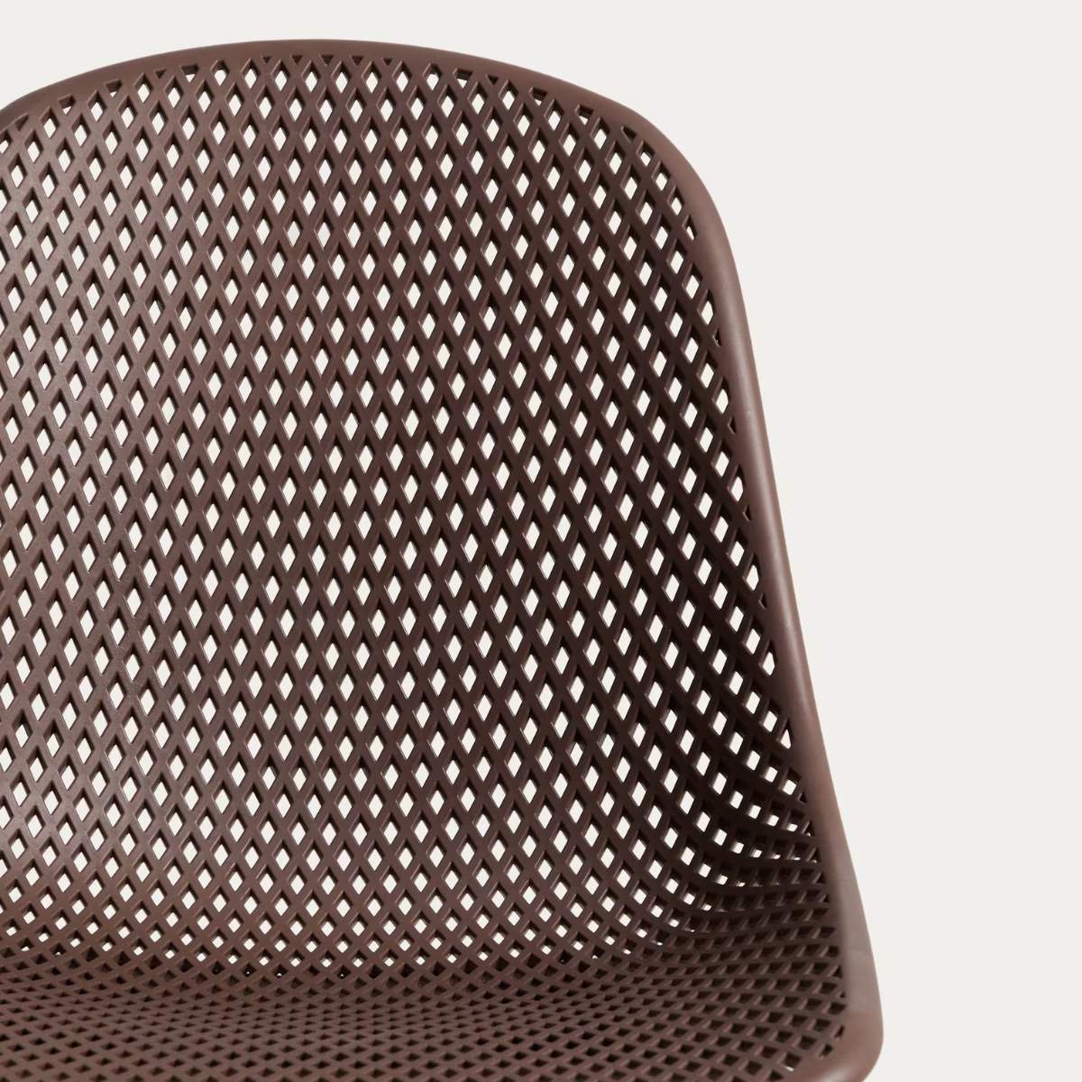 Kave Home Quinby brown outdoor chair