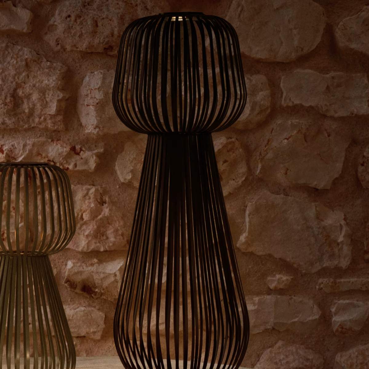 Kave Home Reiba green metal solar floor lamp
