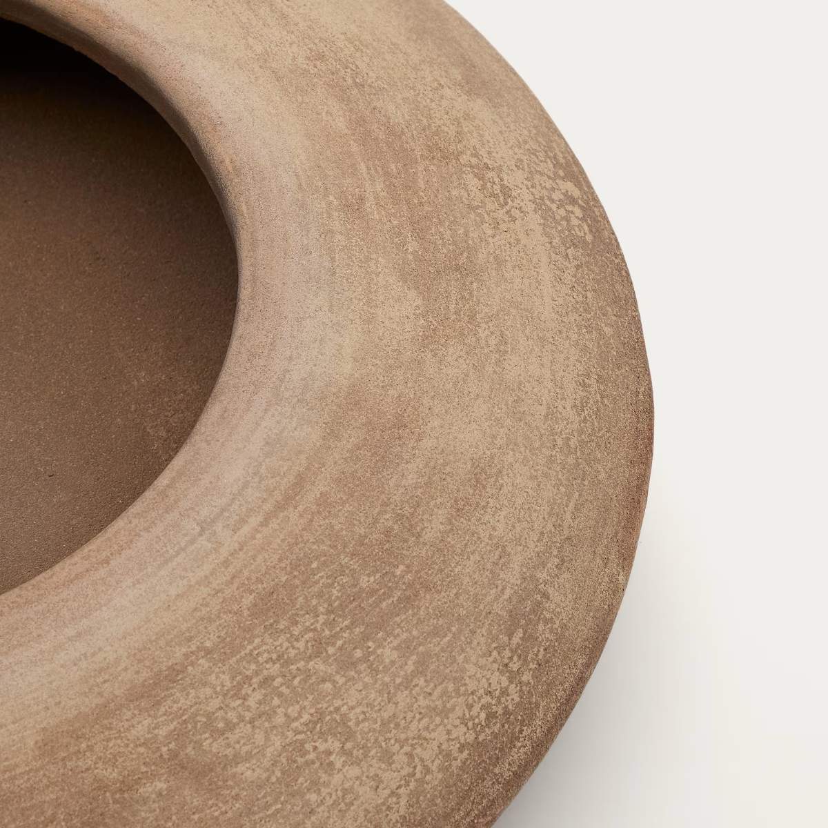 Kave Home Rivor terracotta planter with natural finish Ø 65cm
