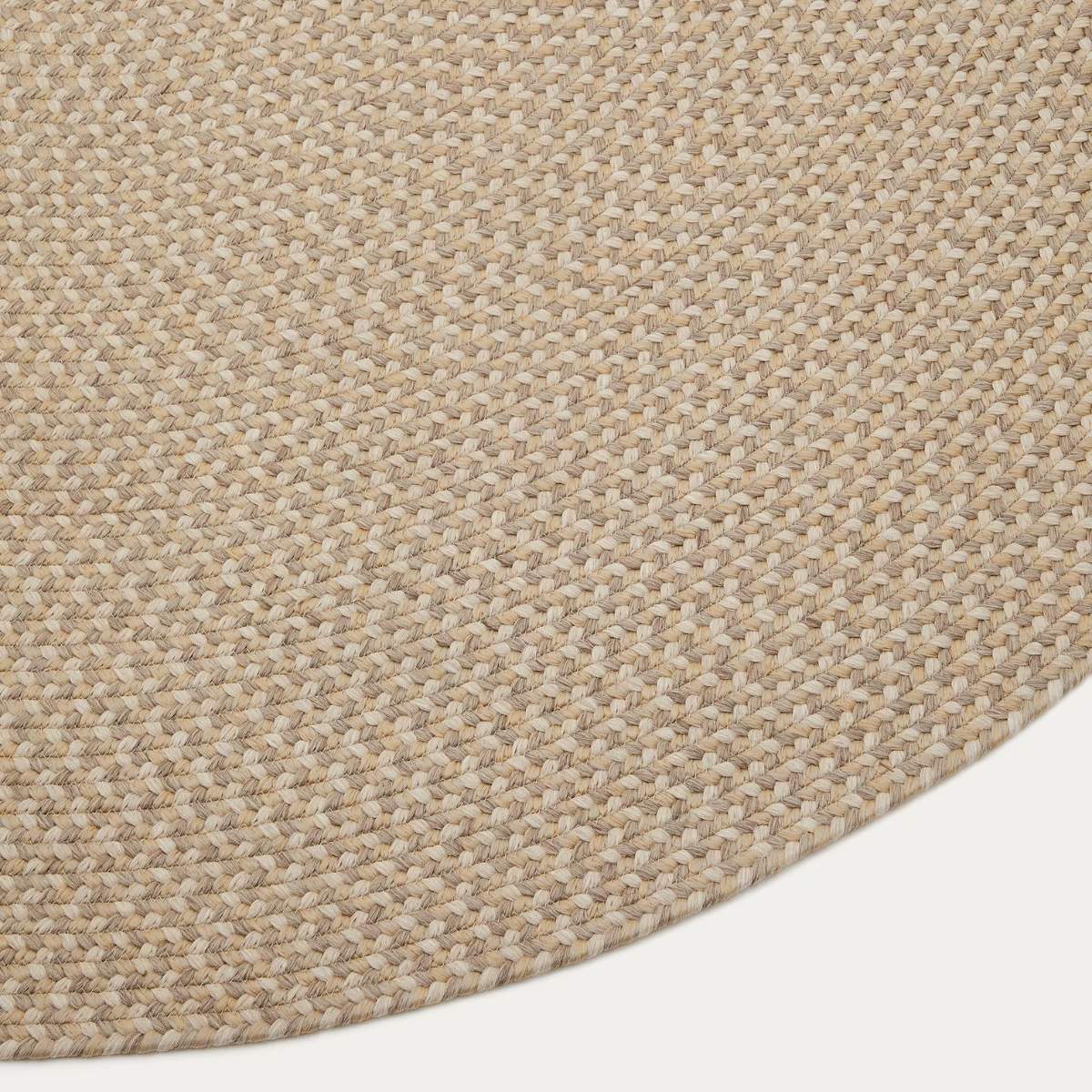 Kave Home Rodhe beige oval rug 100% PET 160 x 230 cm
