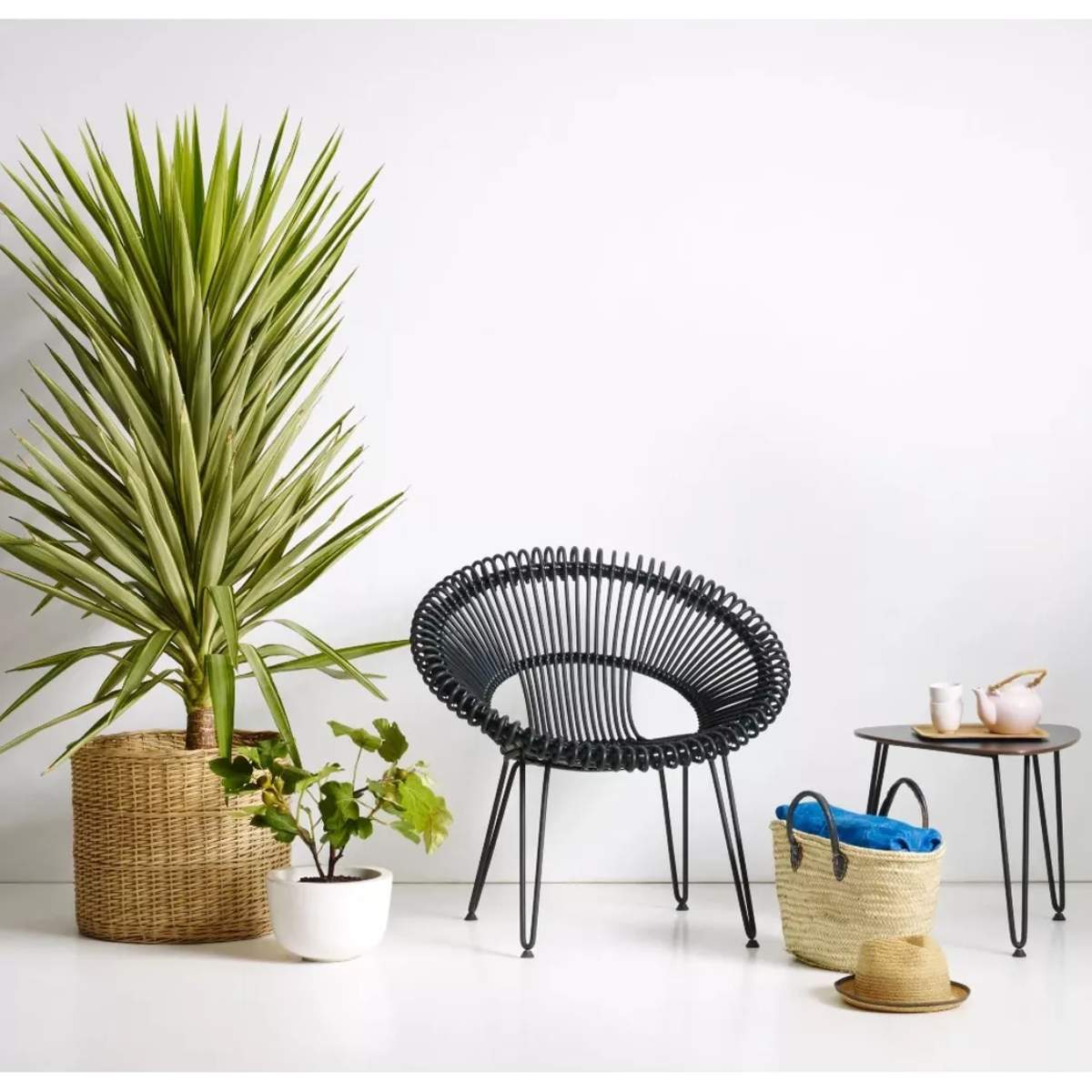 Vincent Shepherd Roy Outdoor Lazy Chair Black