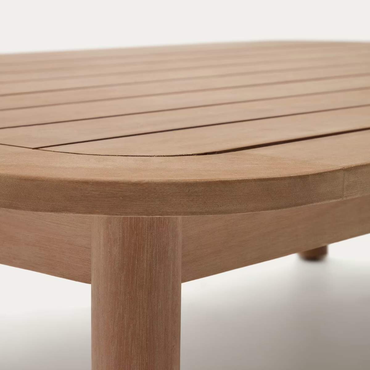 Kave Home Sacova solid eucalyptus wood coffee table, 100% outdoor suitable 140 x 89 cm
