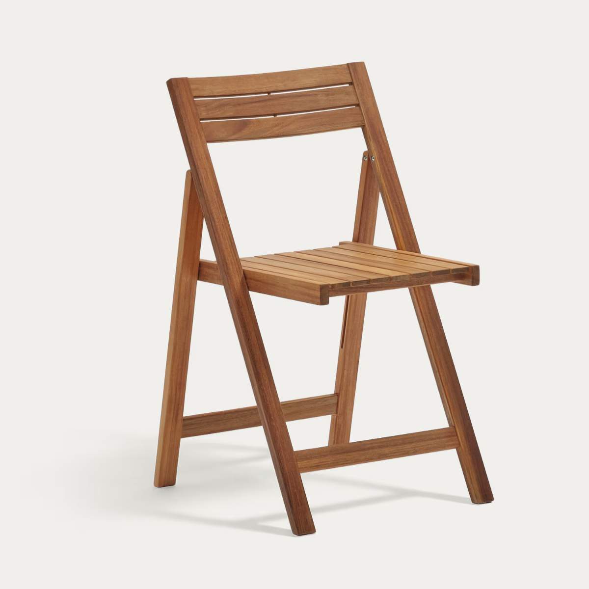 Kave Home Sadirar folding outdoor chair made from solid acacia wood FSC 100%