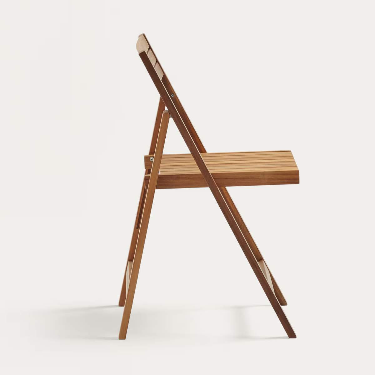 Kave Home Sadirar folding outdoor chair made from solid acacia wood FSC 100%