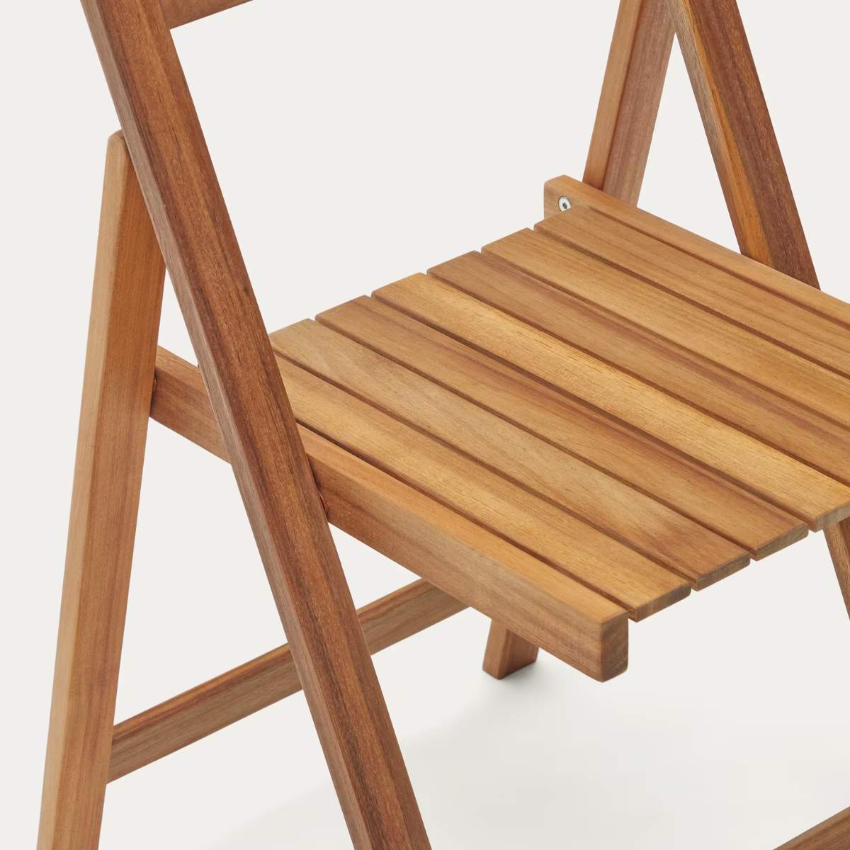 Kave Home Sadirar folding outdoor chair made from solid acacia wood FSC 100%