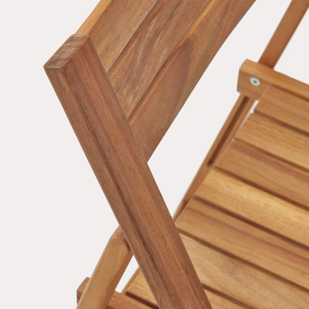 Kave Home Sadirar folding outdoor chair made from solid acacia wood FSC 100%