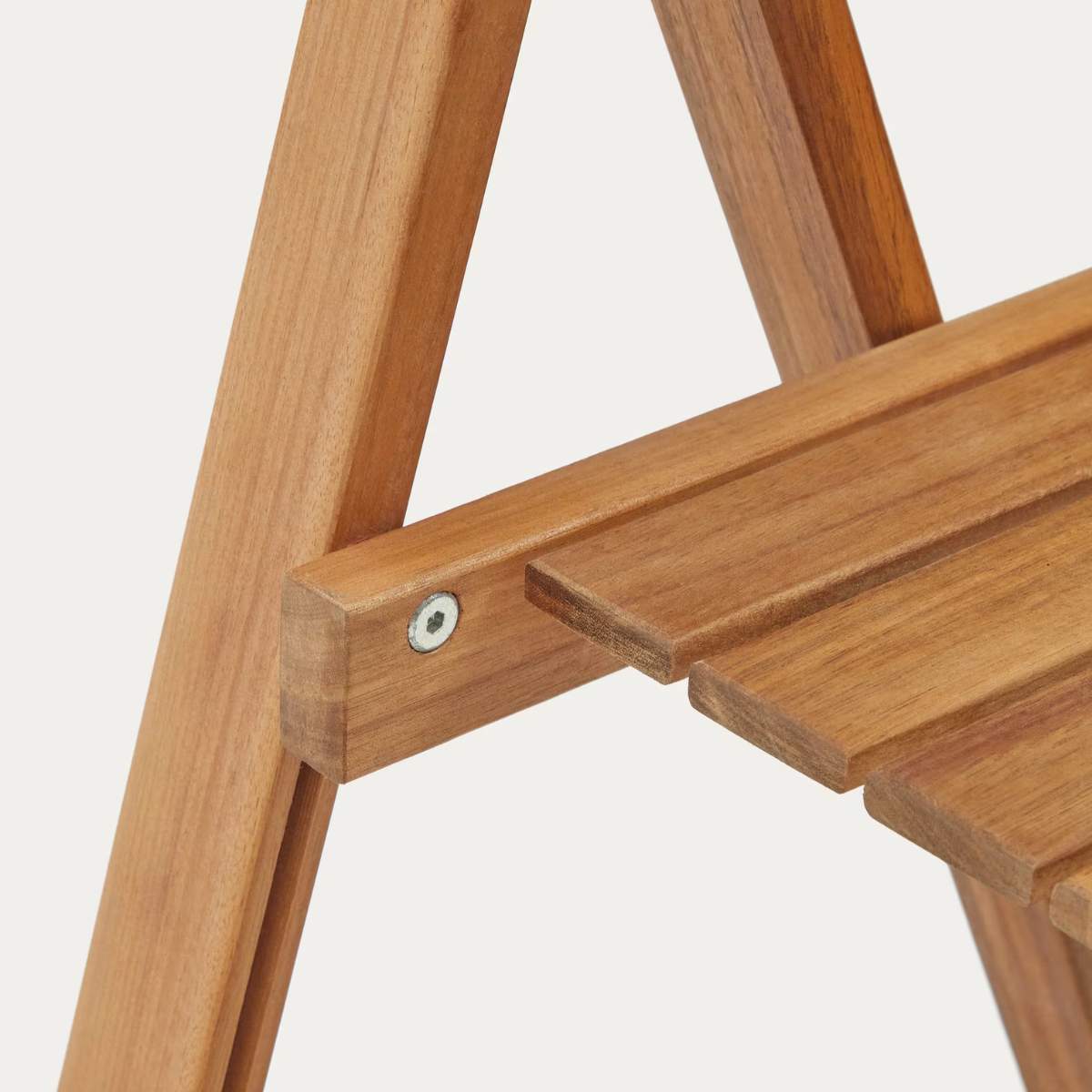Kave Home Sadirar folding outdoor chair made from solid acacia wood FSC 100%