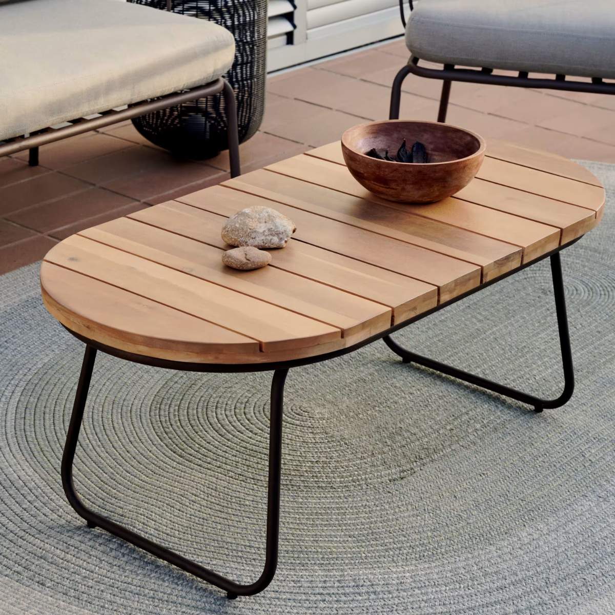 Kave Home Salguer outdoor coffee table in solid acacia & brown steel, Ø 100 x 50 cm FSC 100%
