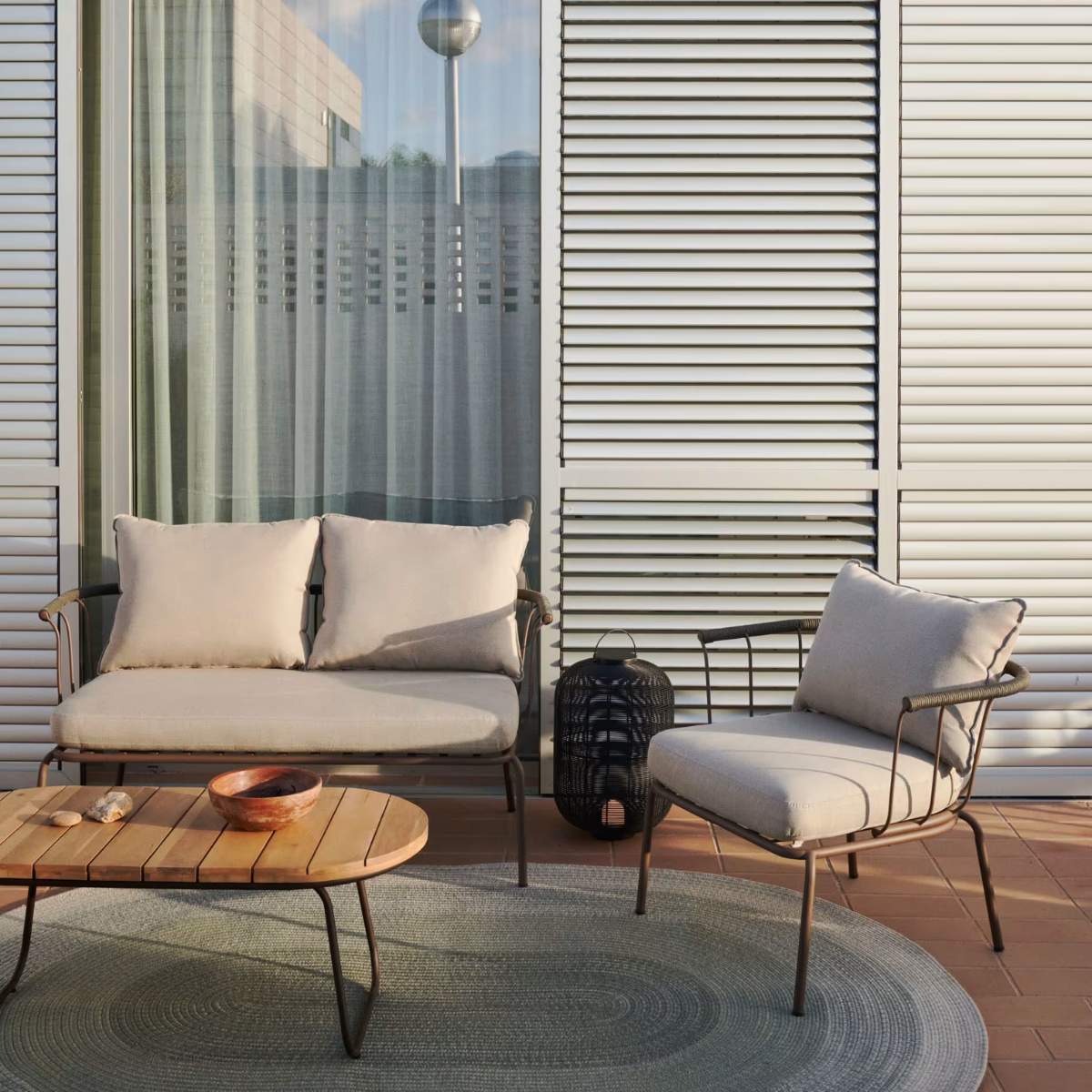 Kave Home Salguer outdoor coffee table in solid acacia & brown steel, Ø 100 x 50 cm FSC 100%