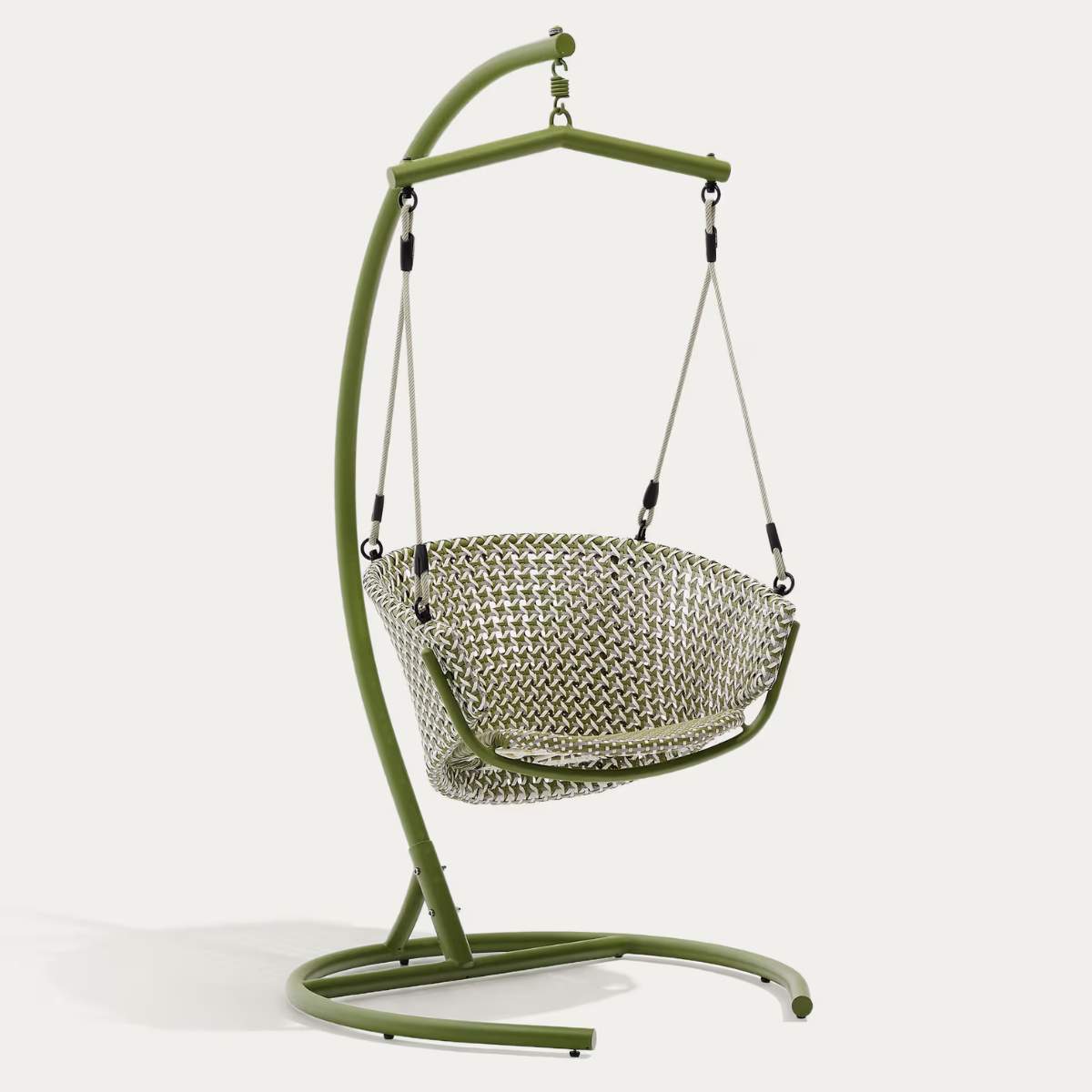 Kave Home Saliga blue hanging armchair with base in aluminium and synthetic rattan