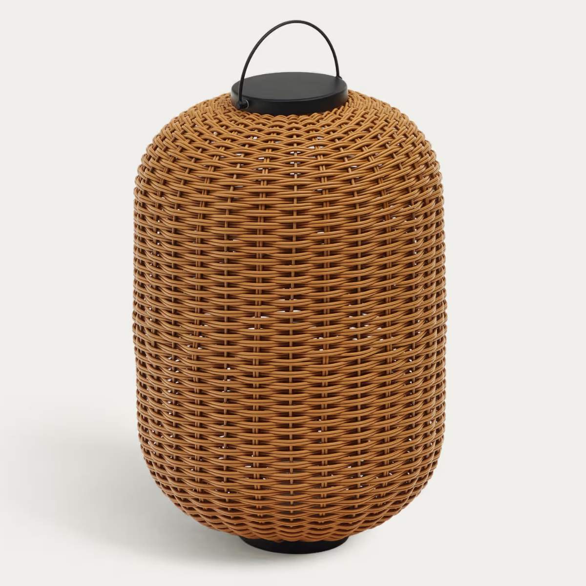 Kave Home Saranella large portable table lamp in brown polyrattan