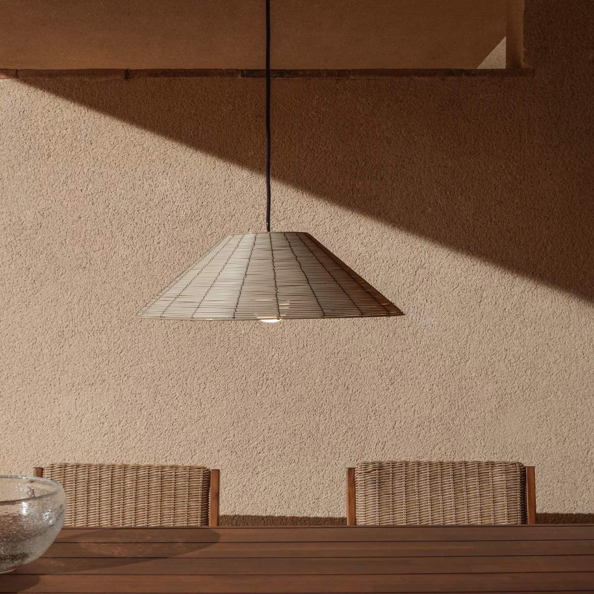 Kave Home Saranella lampshade for outdoor ceiling lamp in light grey synthetic rattan Ø 50cm